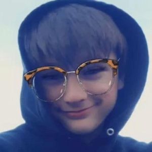 Meet your Posher, Barrett